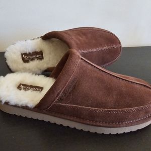 Ugg woman sliders brand new,  never worn, wife bought wrong size.